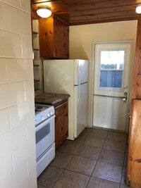 Building Photo - 1 Bedroom House in Marysville! AVAILABLE NOW!!