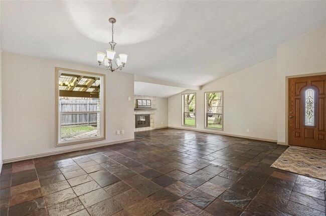 Building Photo - 5009 Pemberton Ln