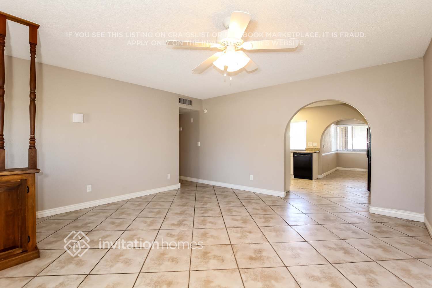 Building Photo - 5419 W Mercer Ln