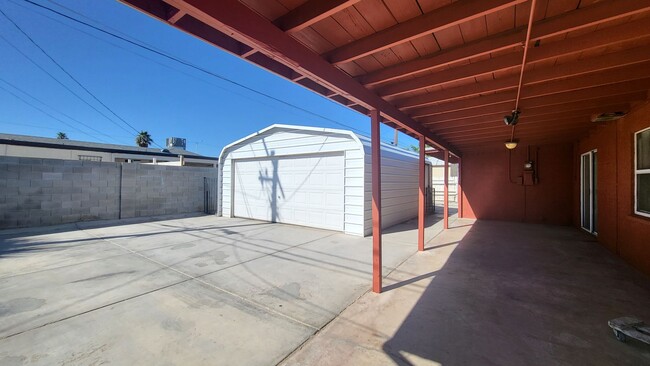 Building Photo - One Story House in Southwest