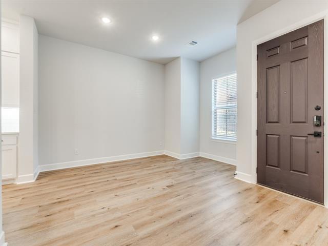 Building Photo - 608 Aspen Valley Ln