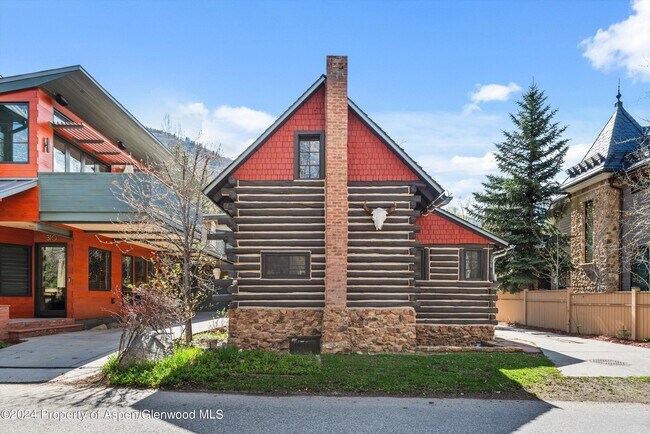 Building Photo - 308 Park Ave