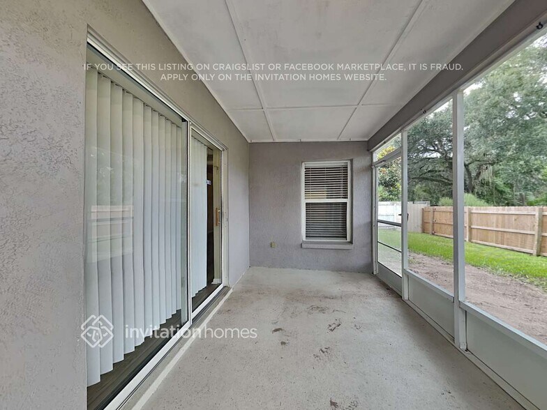 Building Photo - 2609 Brookville Dr