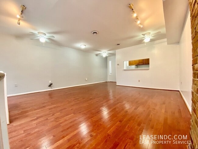 Building Photo - 1721 11th St NW