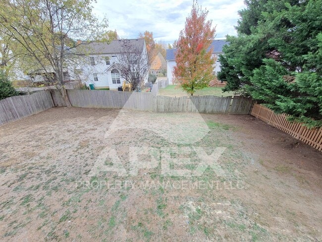 Building Photo - Beautiful 3 Bd/2.5 Ba Single Family home w/Bonus Rm in West Knoxville!