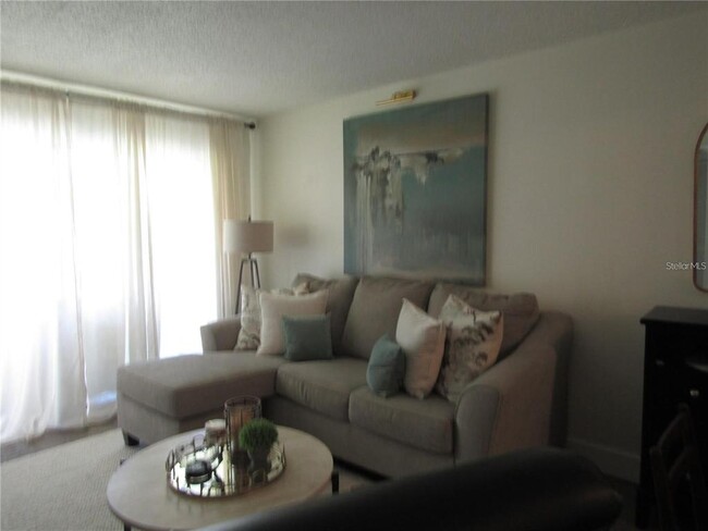 Building Photo - 4516 Longwater Chase