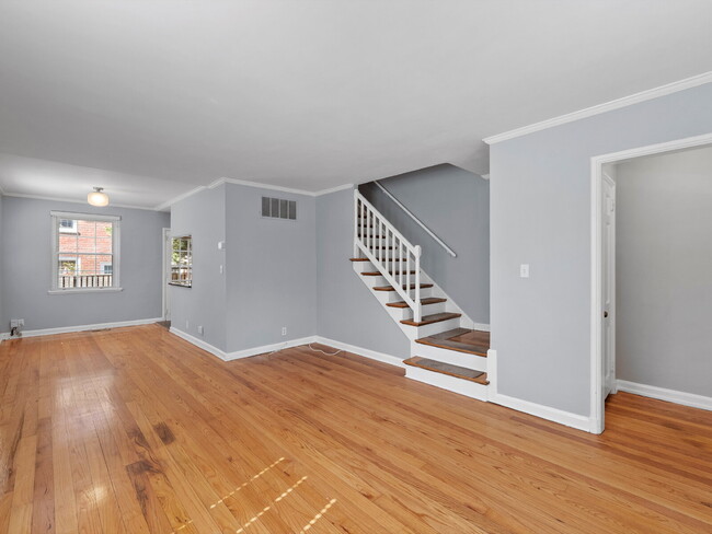 Building Photo - Discover Your Dream Townhome in Fairlingto...