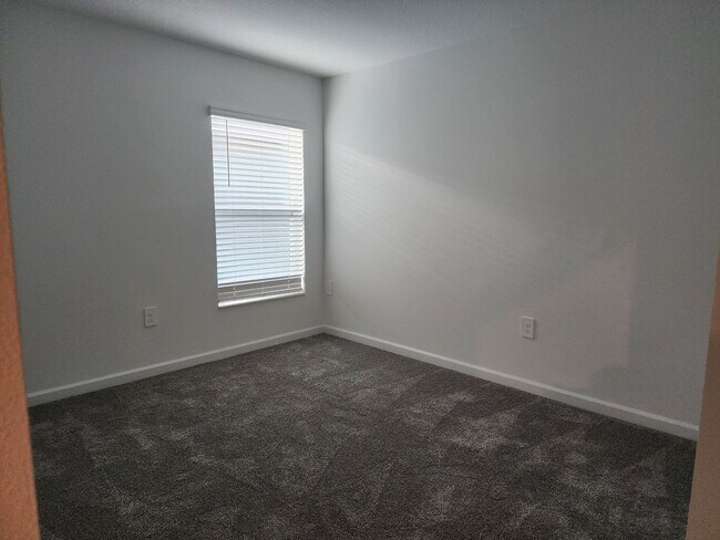 Building Photo - Solar-Powered Old Hickory Home – Available Soon