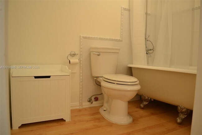 Building Photo - 255 Galen Dr