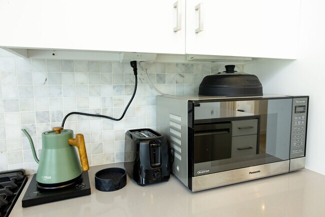 Building Photo - 507 S Park Dr