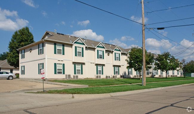 Building Photo - Bristol Ridge