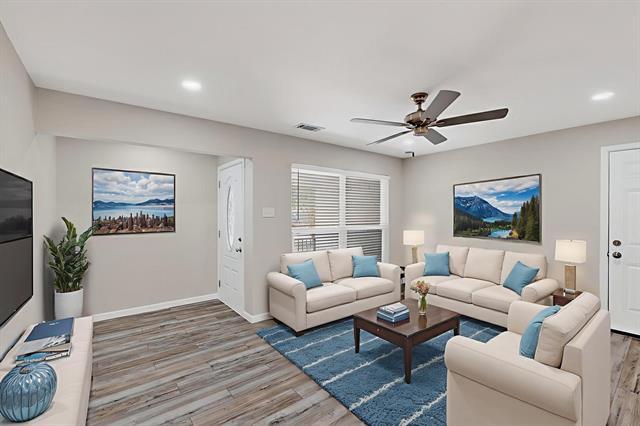 Building Photo - 10833 Palace Way