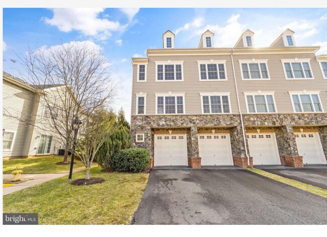 Primary Photo - 11114 Wortham Crest Cir