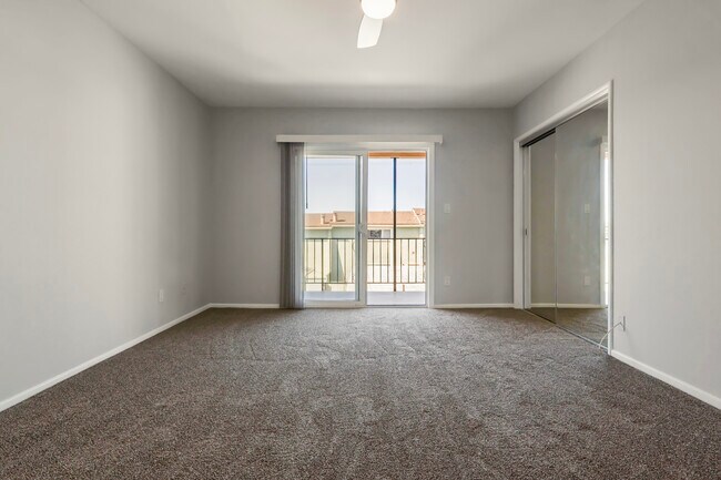 Building Photo - 2516 Voorhees Ave