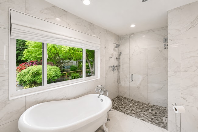 Building Photo - Luxury Wilburton Retreat | Updated 4BR Home with MIL Suite & Japanese Garden Near Downtown Bellevue
