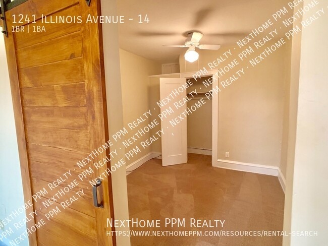 Building Photo - Updated 1 bedroom  Near T, Dishwasher, Hea...