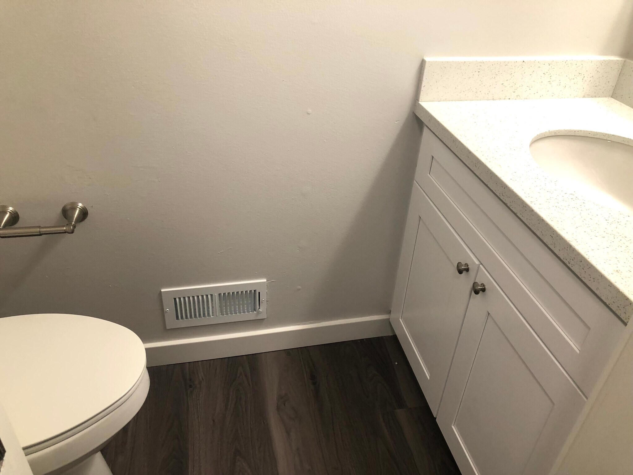 Building Photo - 504 Richmond Dr