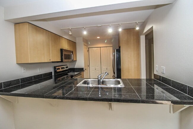 Building Photo - 11303 NE 128th St