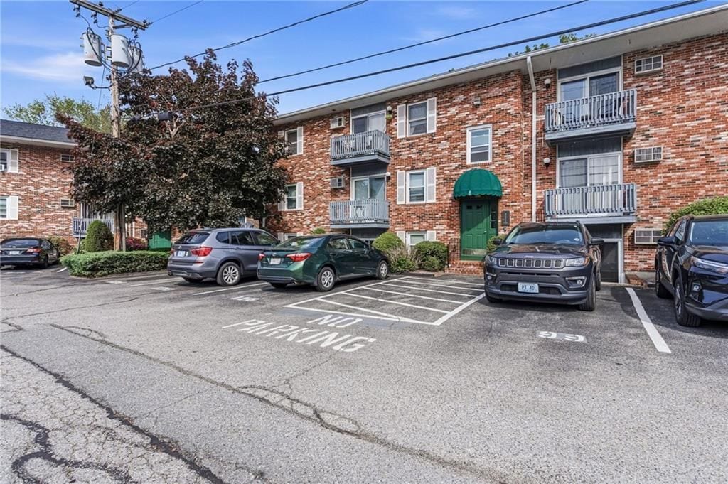 Building Photo - 200 Manville Hill Rd