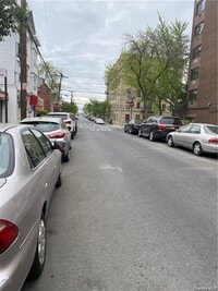 Building Photo - 769 E 223rd St