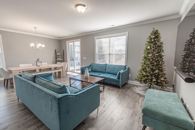 Building Photo - 2785 Stellar Loop