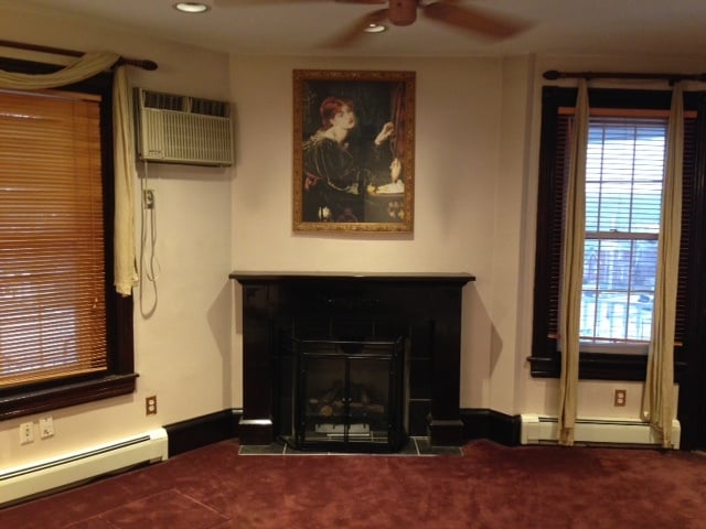 Building Photo - 923 Fayette St