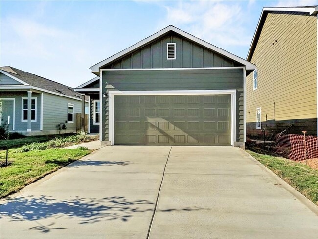 Building Photo - 251 Geode Glen