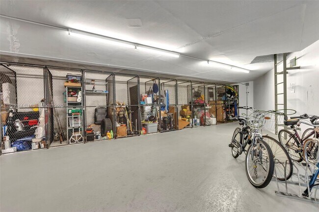 Building Photo - 2504 Antigua Terrace