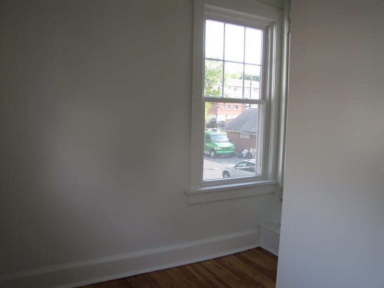 FRONT - 326 S Burrowes St