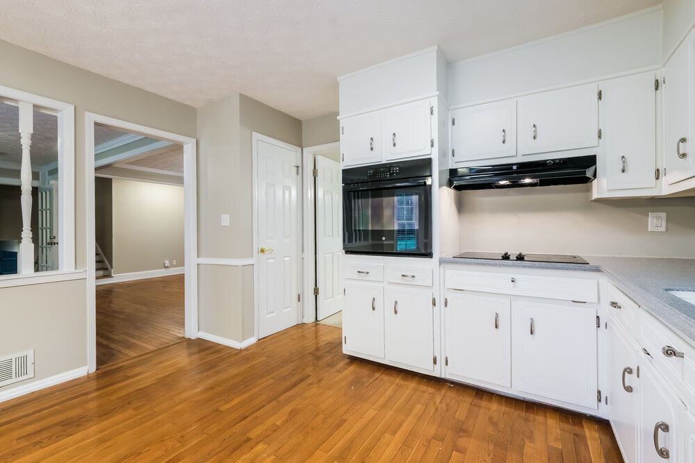 Building Photo - 737 Mountainbrooke Cir SW