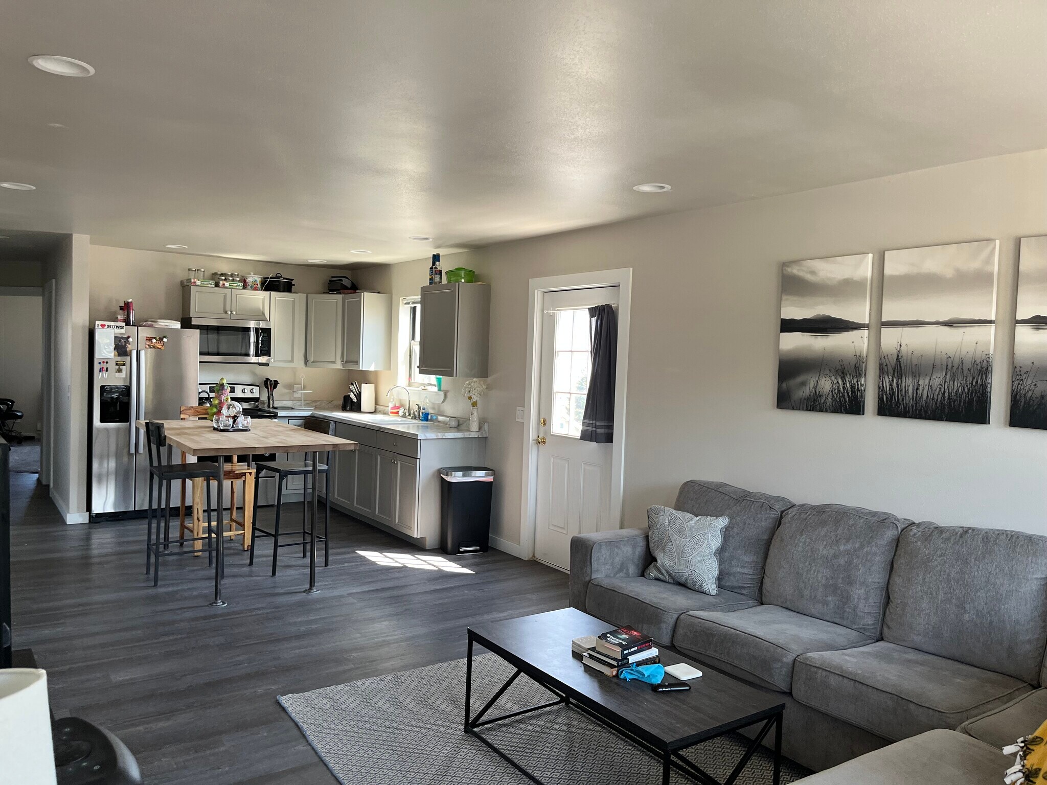 Building Photo - 434 S Jackson St