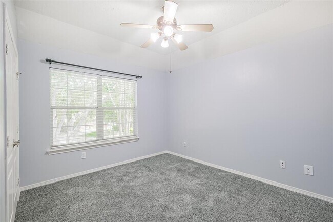 Building Photo - 24506 Screech Owl Ct