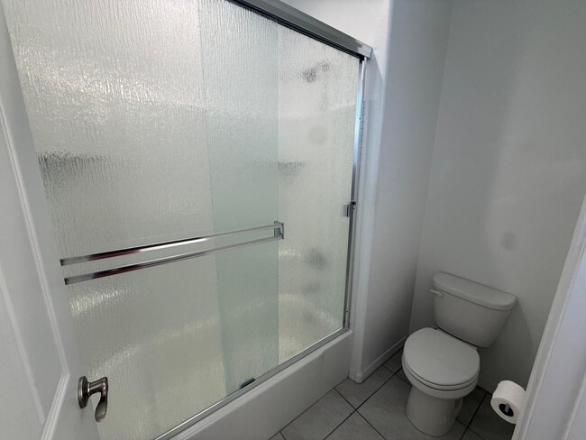 Building Photo - 15744 W Jefferson St