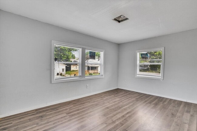 Building Photo - 3313 Avenue of the Cities