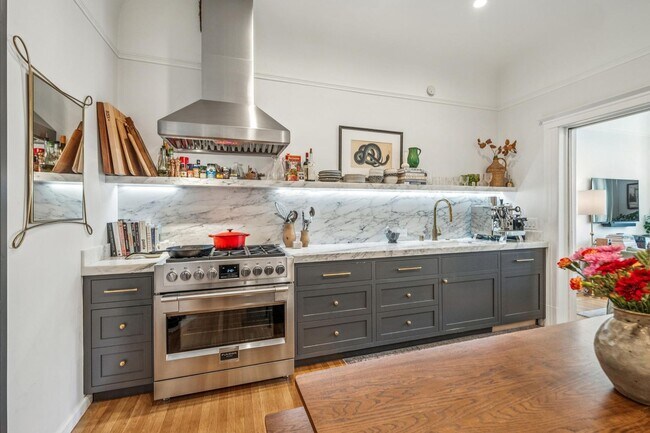 Building Photo - 1178 Broadway