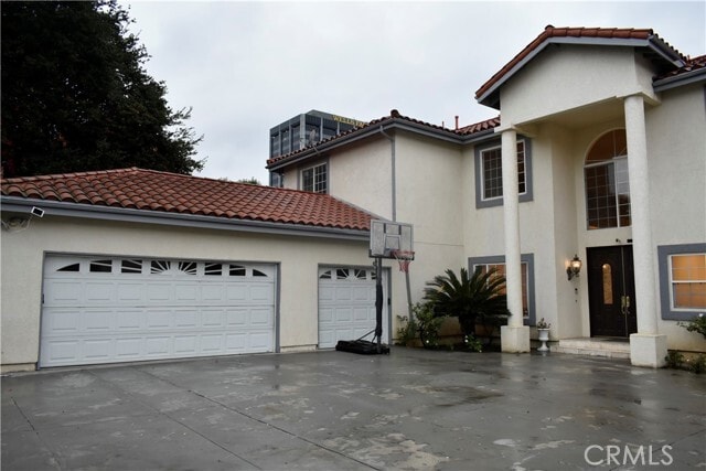 Building Photo - 4751 Haskell Ave