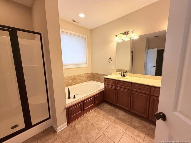 Building Photo - 171 Cedar Ln