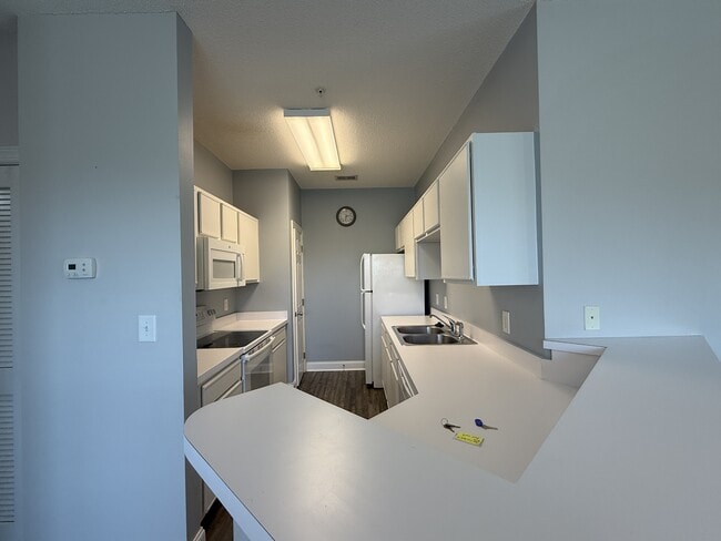 Building Photo - 4930 Crab Pond Ct