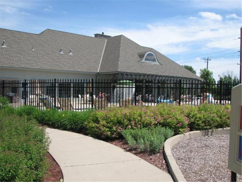 Building Photo - 4802 Education Dr N