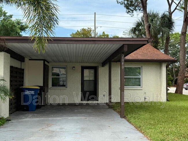 Primary Photo - 2040 Sunset Grove Ln