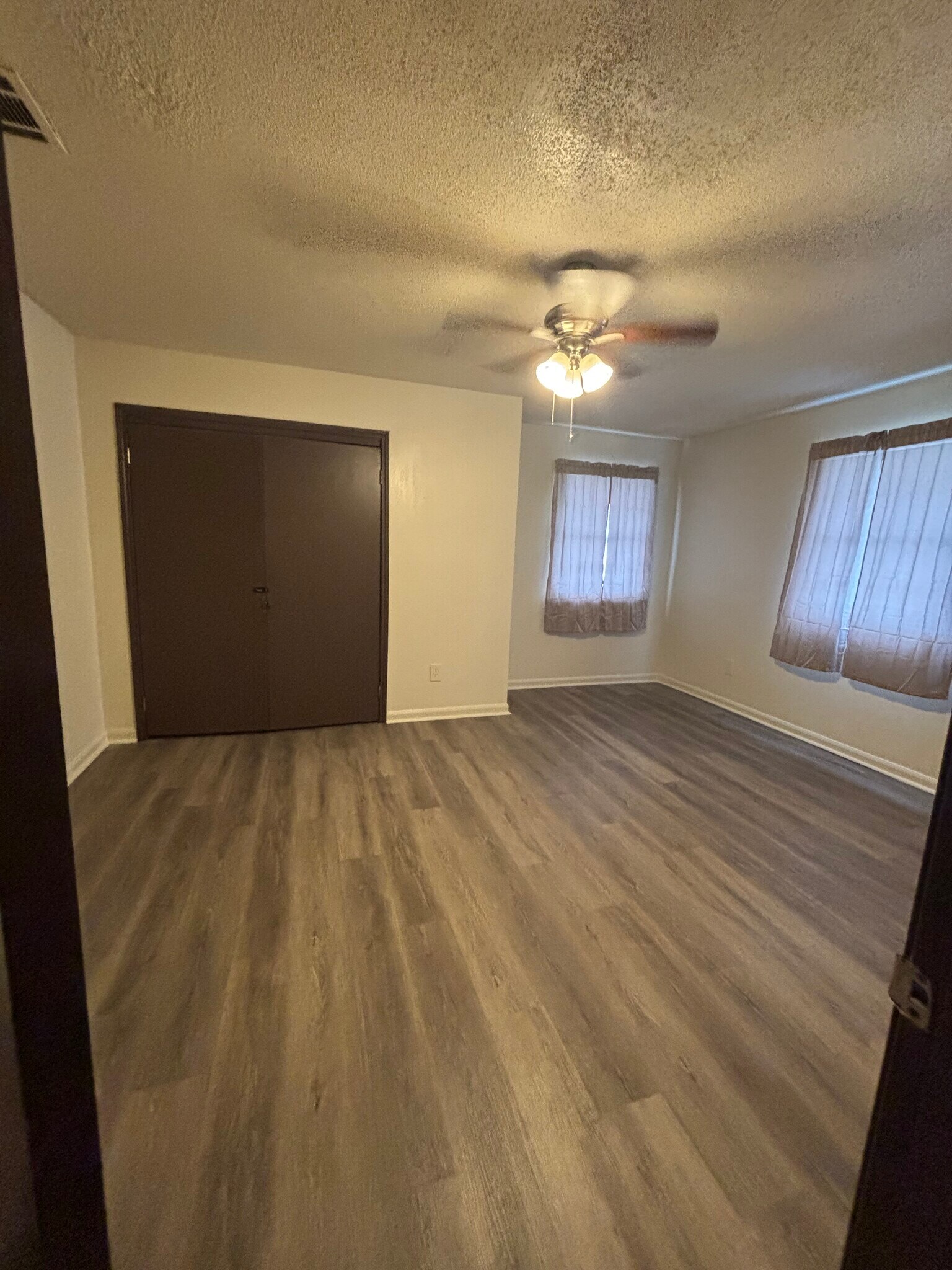 Building Photo - 4220 Lac Couture Dr