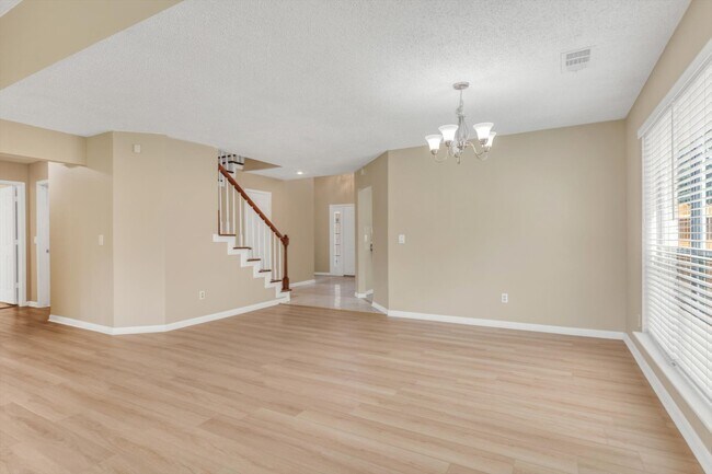 Building Photo - 5635 Sage Manor Dr