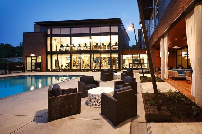 Building Photo - 6615 135th Ct SE