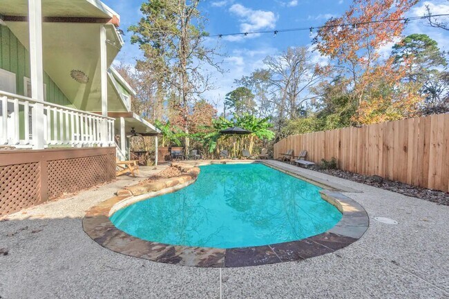 Building Photo - 107 Lazy Trail