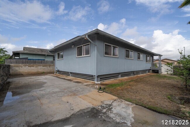 Building Photo - Spacious 4-Bedroom Home in Desirable Ewa Beach Neighborhood