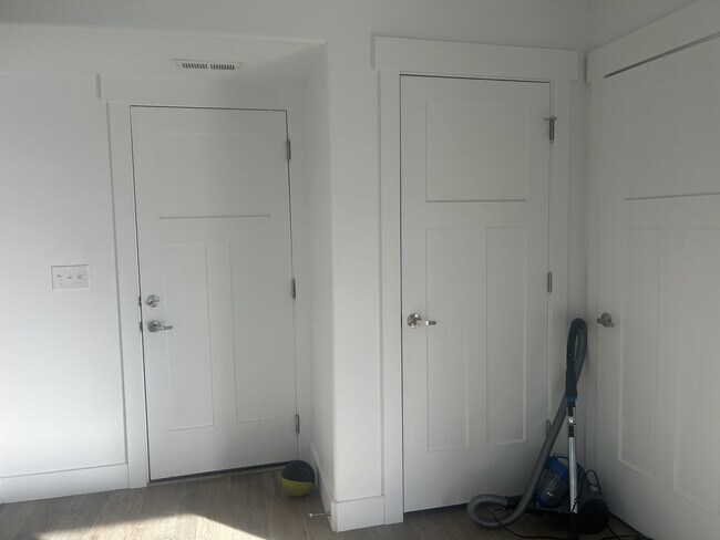 Building Photo - 11562 Cherry Knoll Cir