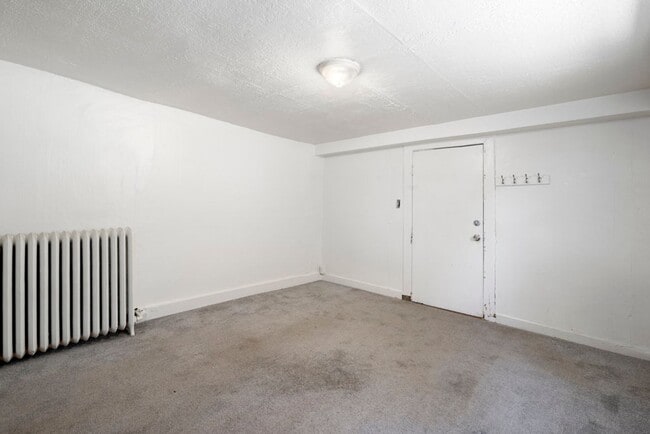 Building Photo - 764 Garfield Ave