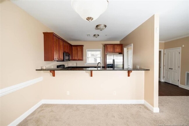 Building Photo - 1611 Bluffside Dr