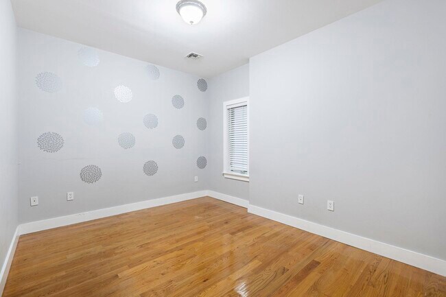 Building Photo - 349 3rd St