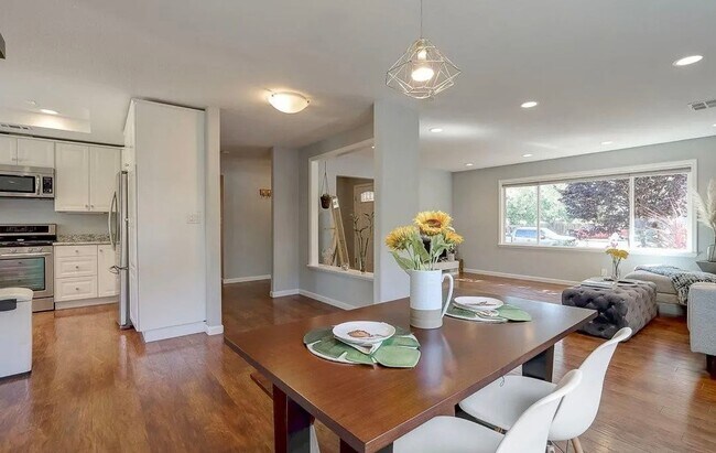 Building Photo - SAN JOSE- Beautifully maintained home with a spacious backyard.